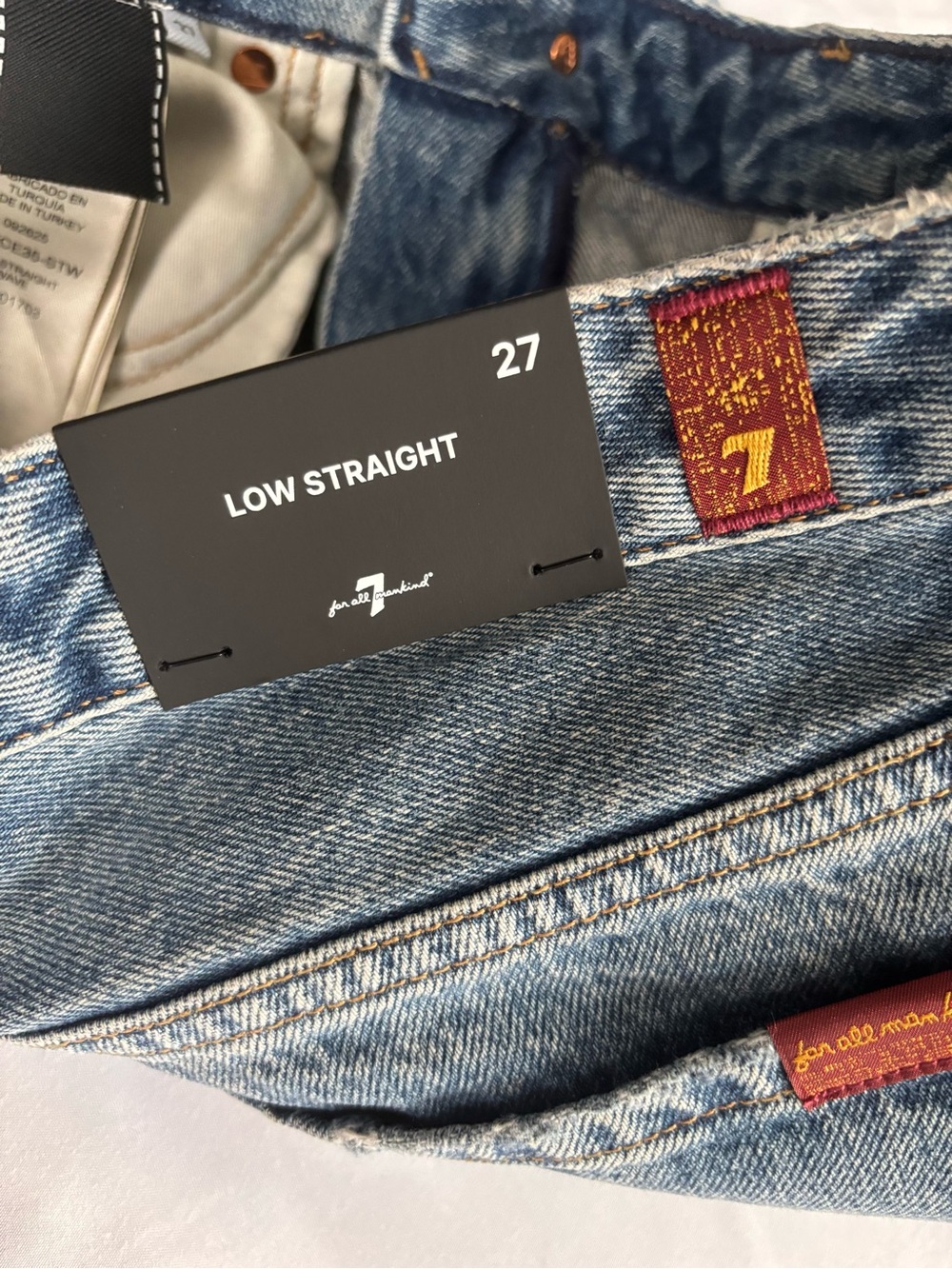 7 For All Mankind Women’s Low Straight Med Wash Distressed Sz 27 NEW w Tag $248 - Picture 10 of 14